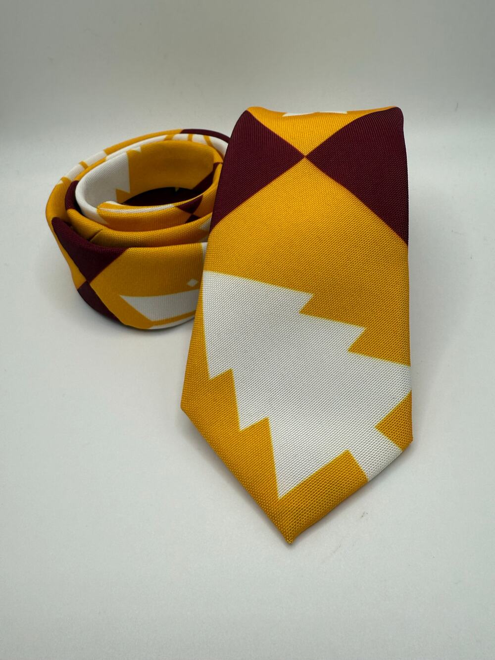 NFL Team Apparel Football Team Redskins Men’s Tie